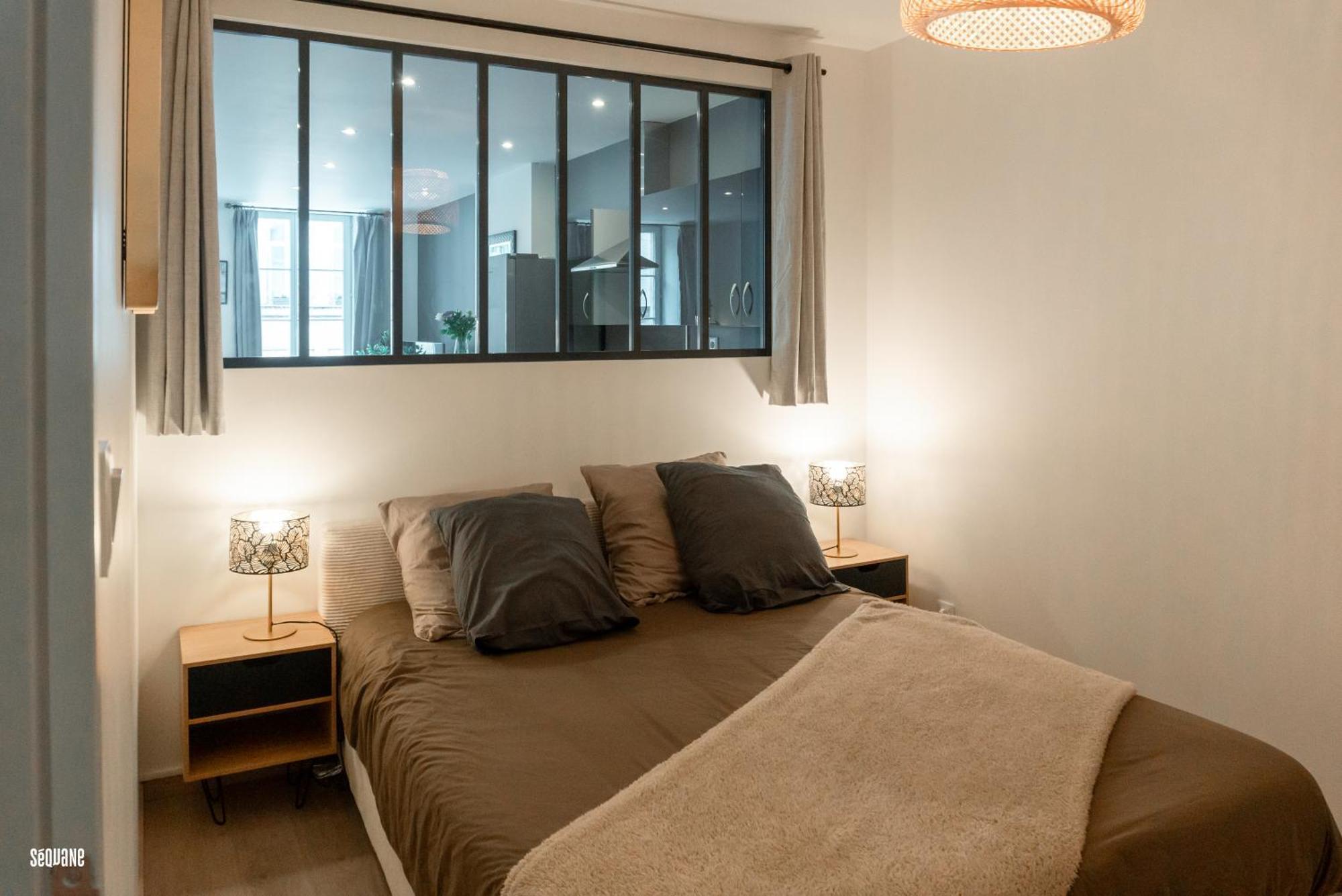 Apartment Hypercentre, Spacieux, Authentique - Le Saugeais *