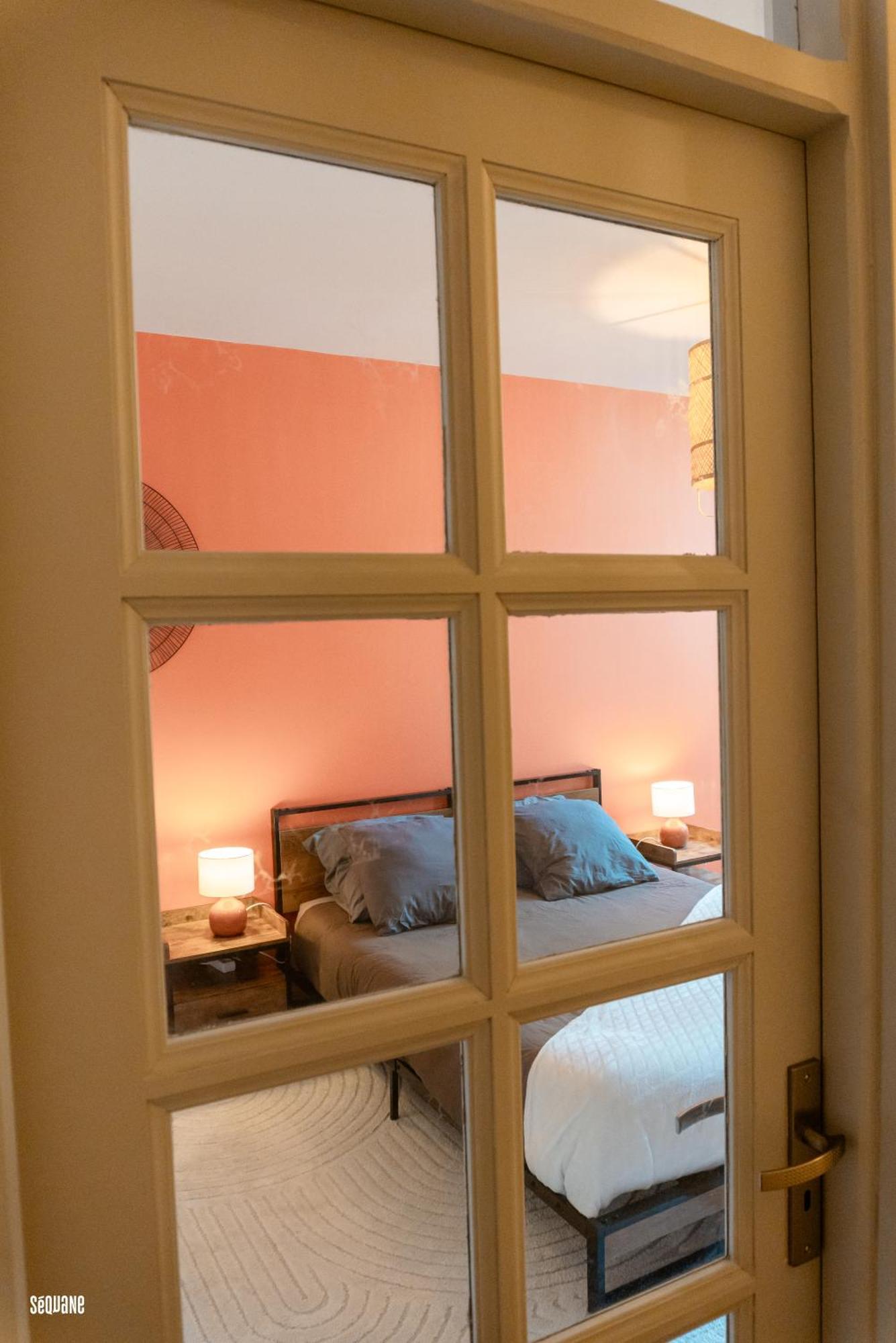 Apartment Hypercentre, Spacieux, Authentique - Le Saugeais Pontarlier