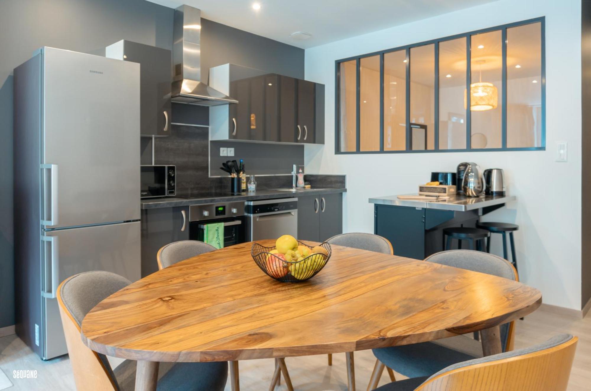 Hypercentre, Spacieux, Authentique - Le Saugeais Apartment