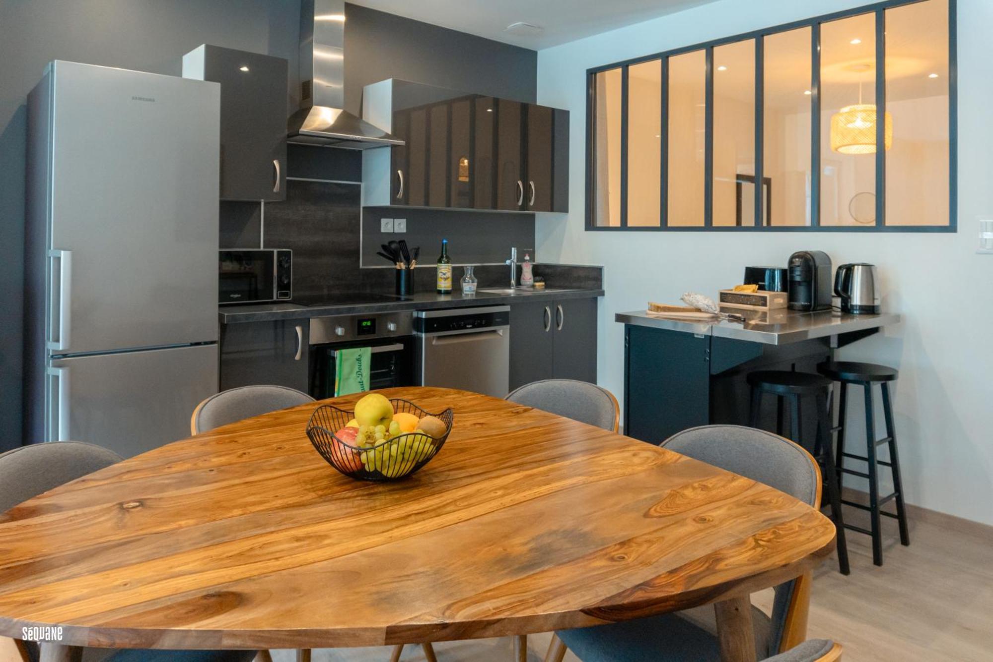 Hypercentre, Spacieux, Authentique - Le Saugeais Apartment